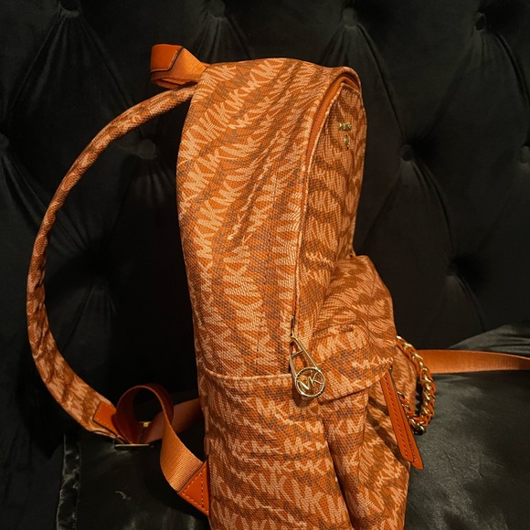 Michael Kors Slater Backpack • New Without Tags - Picture 8 of 16